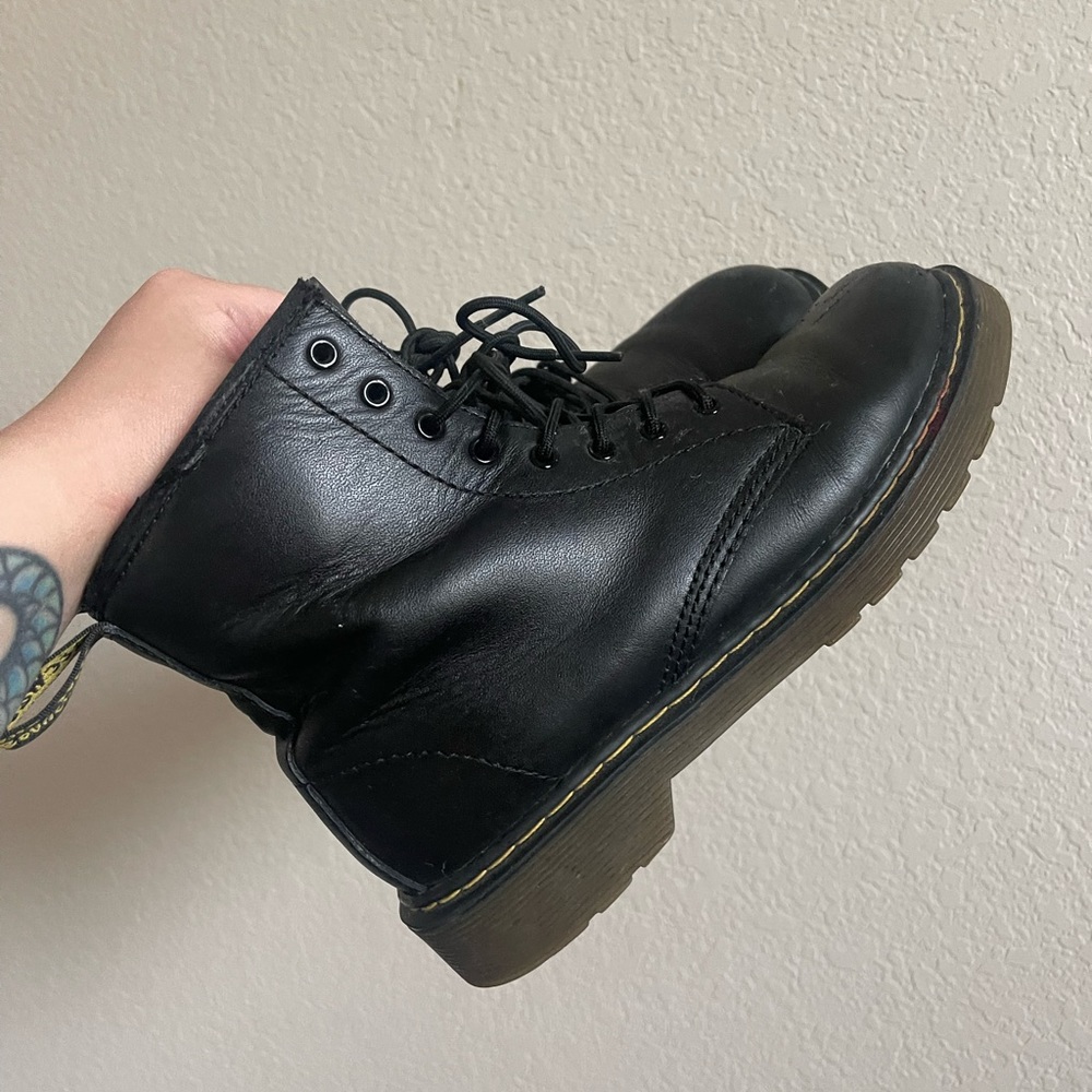 Dr.Martens 1460 8-eye boot - Little Kid / Big Kid BLACK wmns size 6/ kids size 4